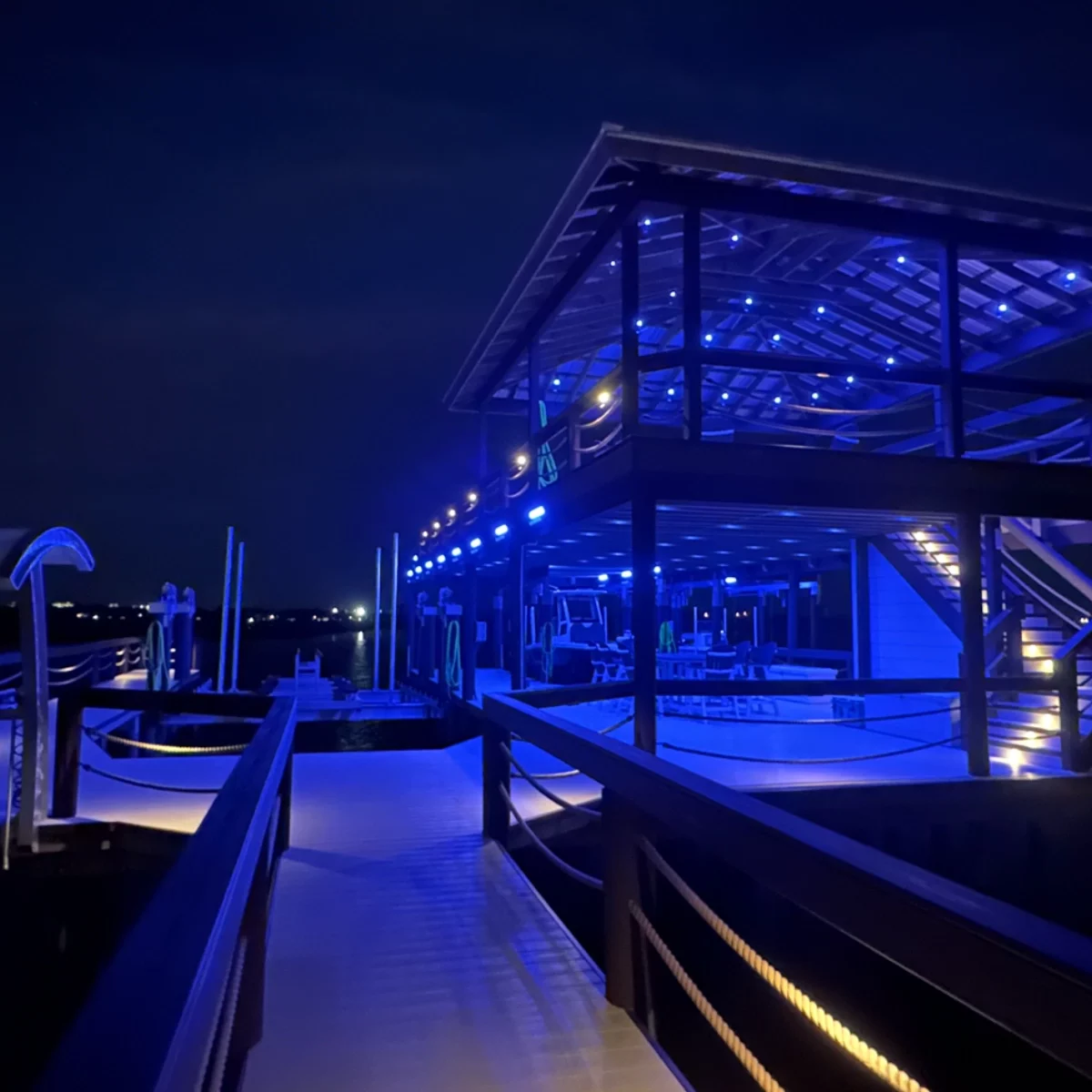 jax-outdoor-lighting-installation-body-image-1